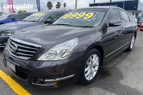 Grey 2009 Nissan Maxima Sedan 350 St-S