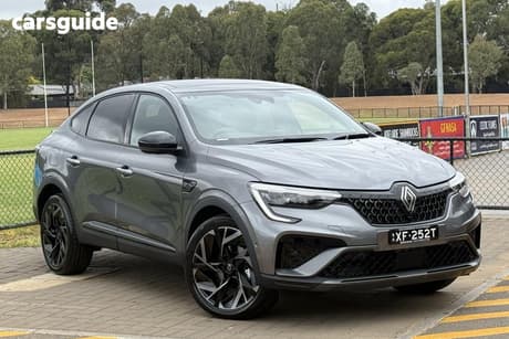 Grey 2024 Renault Arkana Coupe Espirit Alpine