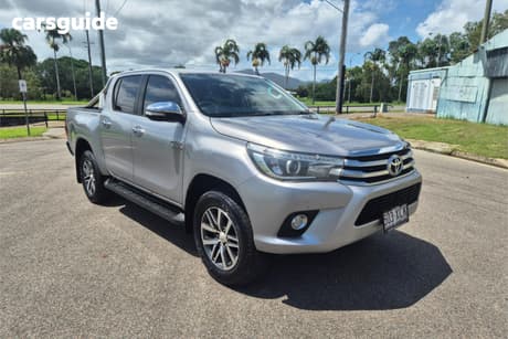 Silver 2016 Toyota Hilux Dual Cab Utility Sr5 (4X4)