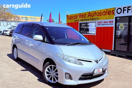 Silver 2009 Toyota Estima Wagon