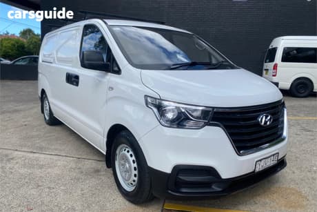 White 2019 Hyundai Iload Van 3S Liftback