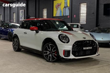 White 2025 Mini Cooper Hatch JCW FAVOURED F