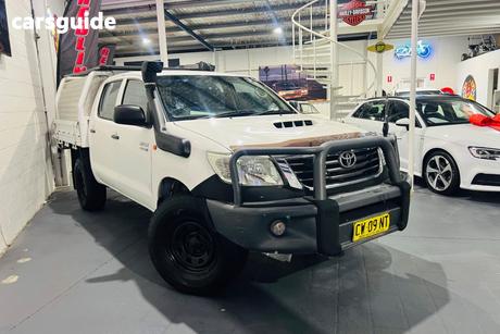 White 2012 Toyota Hilux Dual Cab Chassis Sr (4X4)