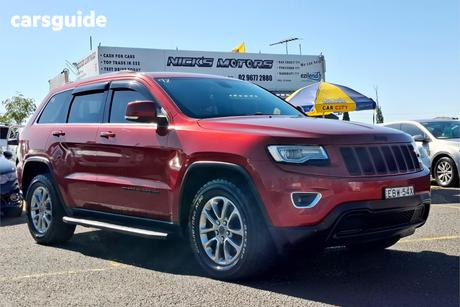 Red 2015 Jeep Grand Cherokee Wagon Laredo (4X2)