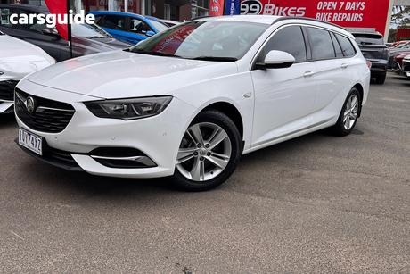 White 2019 Holden Commodore Sportswagon Lt