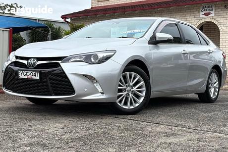 Silver 2016 Toyota Camry Sedan Atara Sl