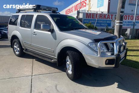White 2011 Nissan Pathfinder Wagon Ti 550 (4X4)