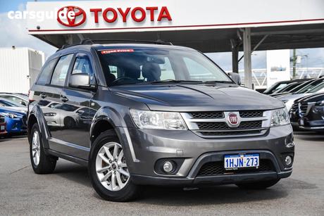 Grey 2014 Fiat Freemont Wagon