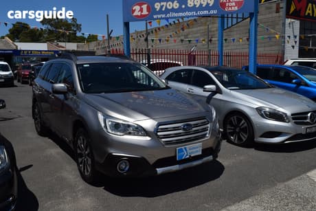 Tan 2017 Subaru Outback Wagon 2.5I