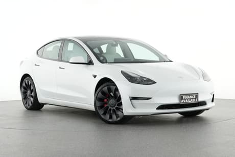 White 2022 Tesla Model 3 Sedan Performance