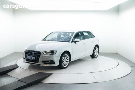 White 2013 Audi A3 Hatchback Sportback 1.6 Tdi Attraction