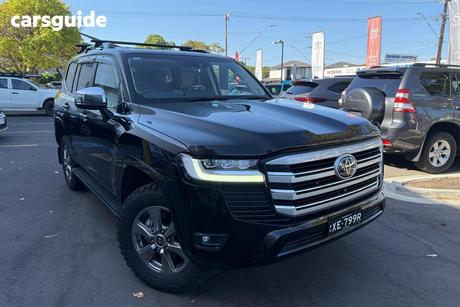 Black 2024 Toyota Landcruiser Wagon Lc300 Sahara (4X4)