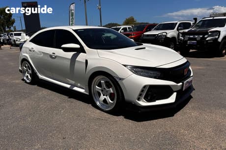 White 2017 Honda Civic Hatchback Type R