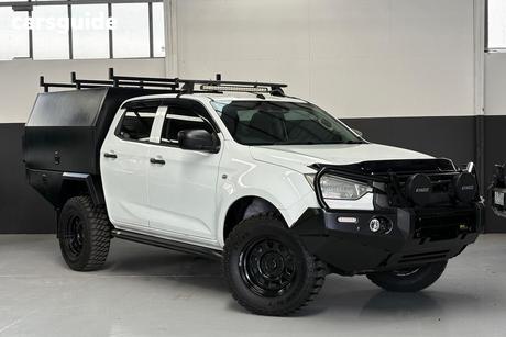 White 2020 Isuzu D-MAX Crew Cab Chassis Sx (4X4)