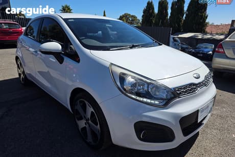 2012 Kia RIO Hatchback Sli