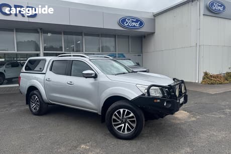 Silver 2018 Nissan Navara Dual Cab Pick-up St-X (4X4)