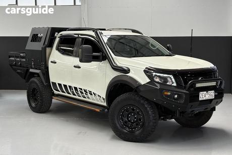 White 2019 Nissan Navara Dual Cab Pick-up N-Trek Warrior (4X4)