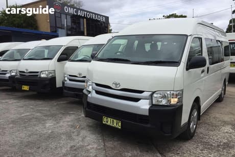 White 2018 Toyota HiAce Bus Commuter
