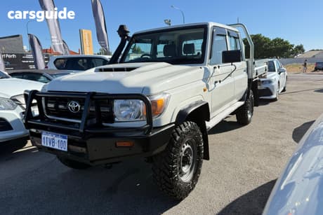 White 2020 Toyota Landcruiser Double Cab Chassis Gxl (4X4)
