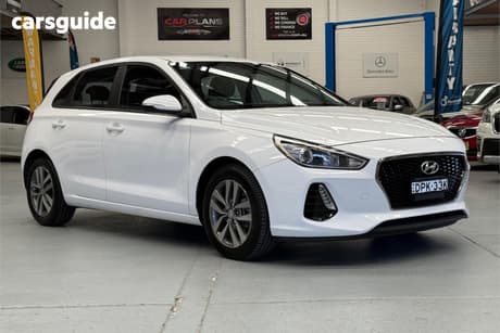 White 2017 Hyundai I30 Hatchback Active 1.6 Crdi