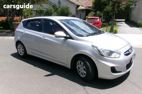 Silver 2011 Hyundai Accent Hatchback Active