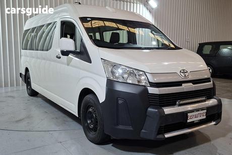 White 2021 Toyota HiAce Bus Slwb Commuter (12 Seats)