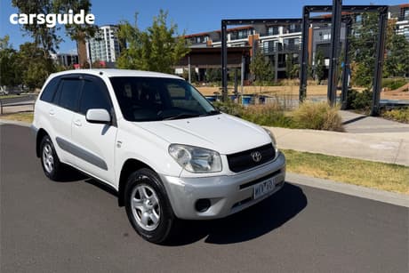 White 2004 Toyota RAV4 Wagon Cv (4X4)