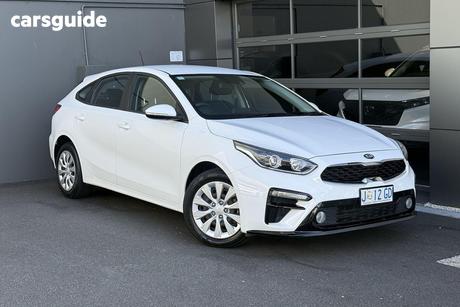 White 2020 Kia Cerato Hatchback S
