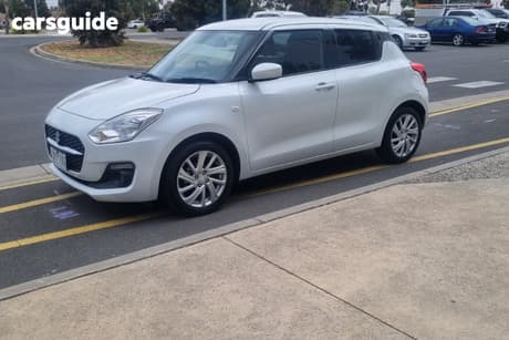 White 2023 Suzuki Swift Hatchback Gl Navi