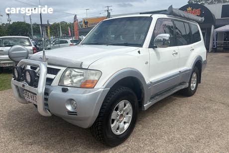 White 2004 Mitsubishi Pajero Wagon Exceed Lwb (4X4)