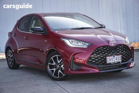 Red 2024 Toyota Yaris Hatchback Zr Hybrid