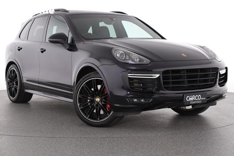 Black 2017 Porsche Cayenne Wagon Gts