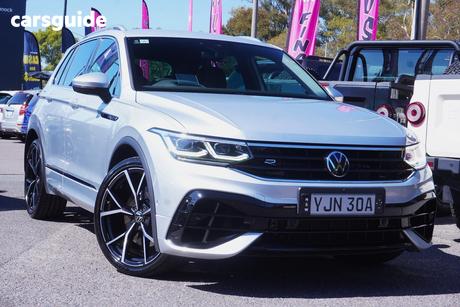 Silver 2022 Volkswagen Tiguan Wagon 235Tsi R
