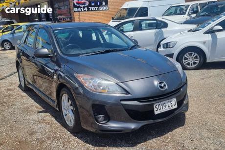 Grey 2013 Mazda 3 Hatchback Maxx Sport
