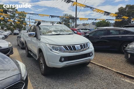 White 2016 Mitsubishi Triton Dual Cab Utility Gls (4X4)