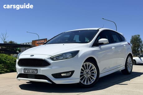 White 2017 Ford Focus Hatchback Sport