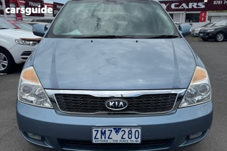 2011 Kia Grand Carnival Wagon Platinum