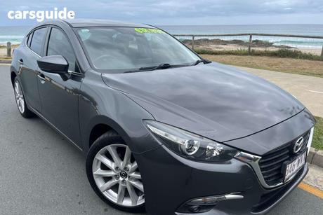 Grey 2016 Mazda 3 Hatchback Sp25