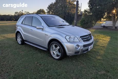 Silver 2007 Mercedes-Benz ML63 Wagon Amg (4X4)