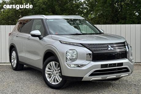 Silver 2021 Mitsubishi Outlander Wagon Ls 7 Seat (Awd)