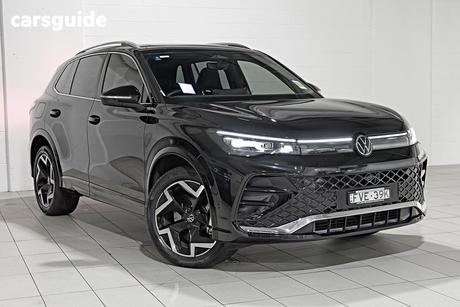 Black 2025 Volkswagen Tiguan Wagon 150Tsi R-Line