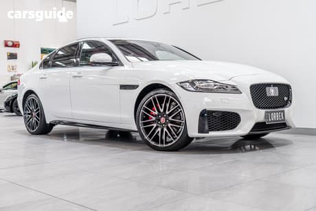 White 2015 Jaguar XF Sedan S