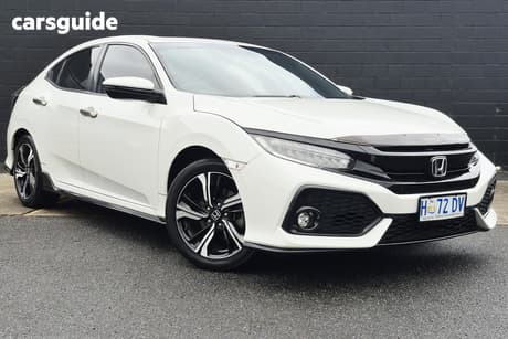 White 2017 Honda Civic Hatchback Rs