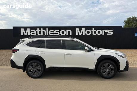 White 2021 Subaru Outback Wagon Awd