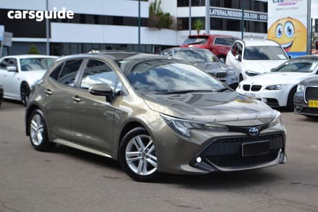 Grey 2018 Toyota Corolla Hatchback Sx (Hybrid)