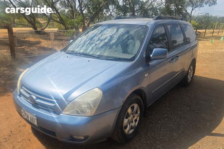 Blue 2007 Kia Grand Carnival Wagon (Ex)
