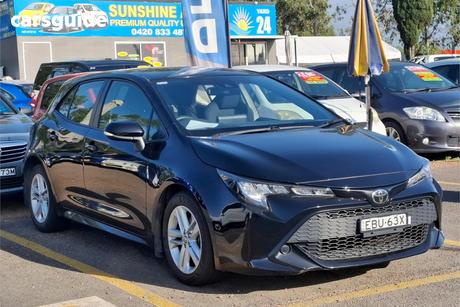 Black 2018 Toyota Corolla Hatchback Ascent Sport