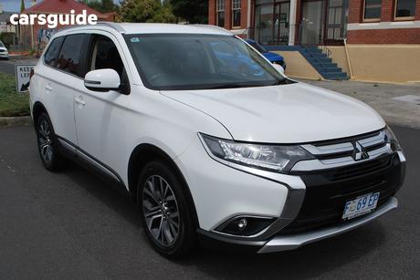 White 2016 Mitsubishi Outlander Wagon Ls (4X2)