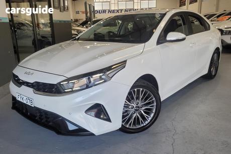 White 2022 Kia Cerato Sedan Sport Safety Pack