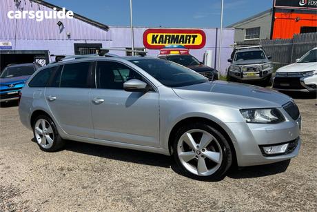 Silver 2013 Skoda Octavia Wagon 103 Tsi Elegance